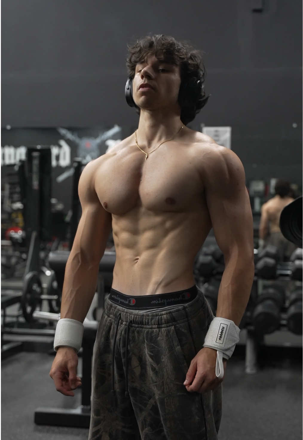 Didn’t realize my traps were this big #gym #fyp 