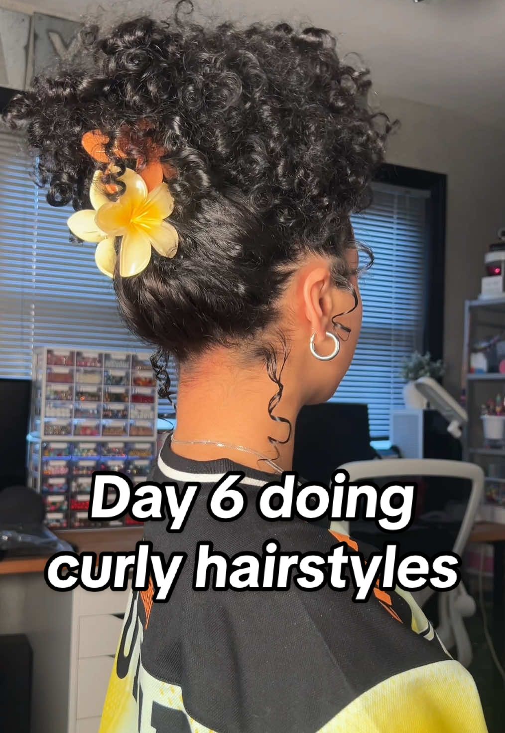 day 6 of doing curly hair styles…this one has been a GO TO for me lately, it’s sooo cute !! 🌺 @Aussie Hair USA @GoodyHair @Verb Products  #fyp #curlyhairstyles #hairstyleideas #curlyhair #type3hair 
