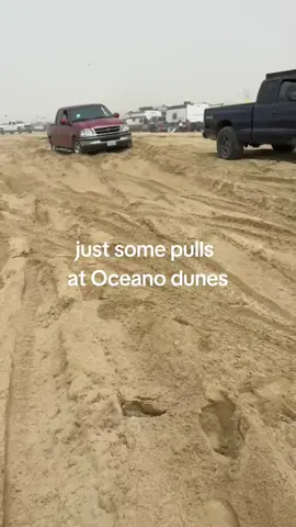 I always have fun pulling people out of the sand 😁 #offroading #oceanodunes  #pismo #dodgedakota 