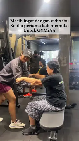 Dari butuh bantuan, sekarang bisa mandiri. Progres kecil tapi berarti 🥺💗  Find us on Instagram to see our member progress @fitnesscenter.indonesia ✨