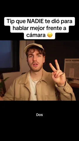 Este tip es clave para hablar mejor frente a cámara 🙂‍↔️ Si necesitas ayuda para trabajar tu marca personal, háblame a mi IG  #crearcontenido #hablarfrentealacamara #marcapersonal #creaciondecontenido #comocrescernotiktok 