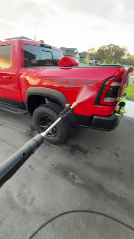 One blower, two jobs 🍂🚗 The Sesse Handheld Leaf Blower is powerful, cordless, and compact — perfect for blasting leaves outside or drying your car to a spotless, streak-free finish. #SesseBlower #LeafBlower #CarDetailing #CarCleaning #TikTokShopCreatorPicks