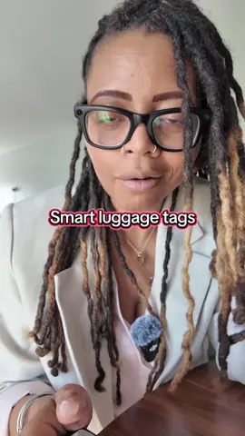 @seqrcontact #tiktokshopcreatorpicks #tiktokshopblackfriday #smarttags #traveltips #luggagetags 