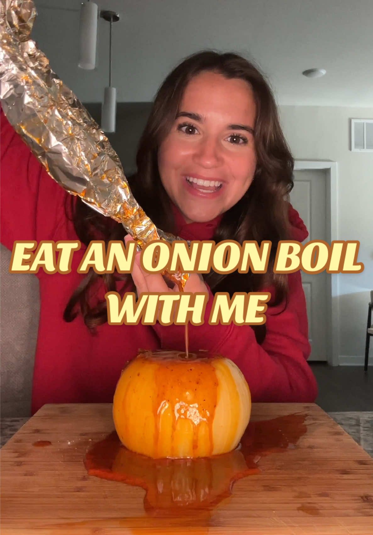 Eat an onion boil with me 🤤❤️🧅 #eating #eatwithme #onionboil #food #Foodie 