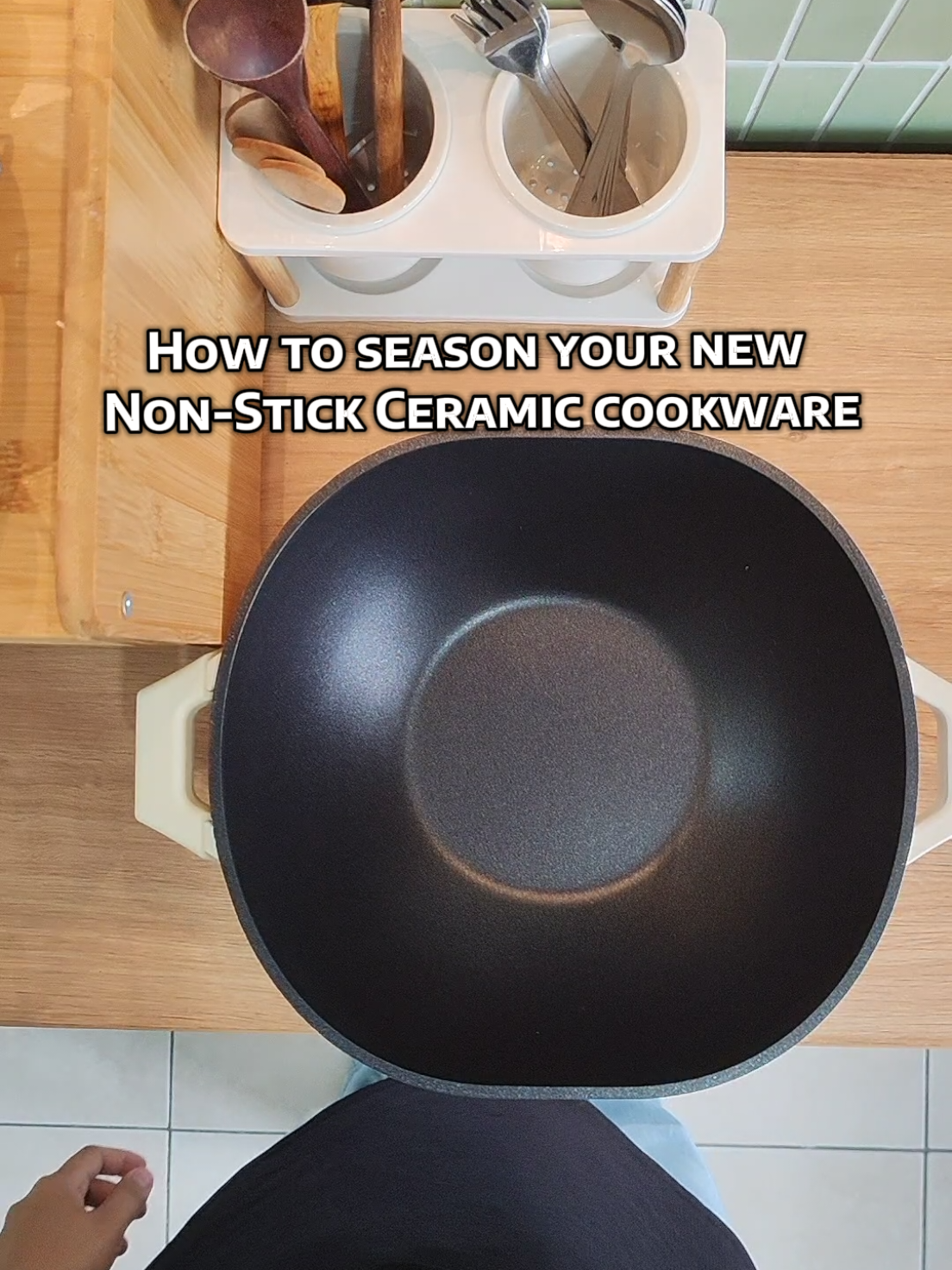Dapat periuk baru jangan lupa season dulu k. Untuk kualiti yang berpanjangan. Boleh repeat step ni sebulan sekali. 😊 Periuk Ecowin ni beli kat sini @rumah.secoet #ecowin #periukecowin #ecowincookware #nonstickcookware #cookware 