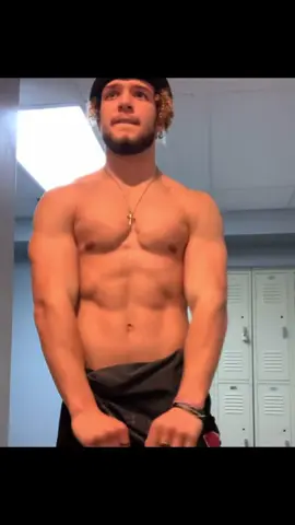 Caption #viral #fyp #gym #bodybuilding #bodybuilder 