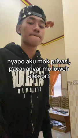mosok di delik