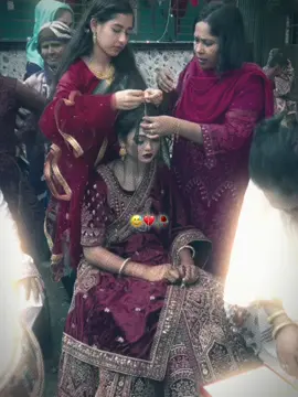 বউ তো ঠিকই সাজলাম কিন্ত তোমার জন্য না অন্য কারো জন্য:)😅💔🥀  #CapCut #foryou #foryoupage #bhanga💗 #ফরিদপুরের_মেয়ে👱‍♀️ #bangladesh🇧🇩 @TikTok  