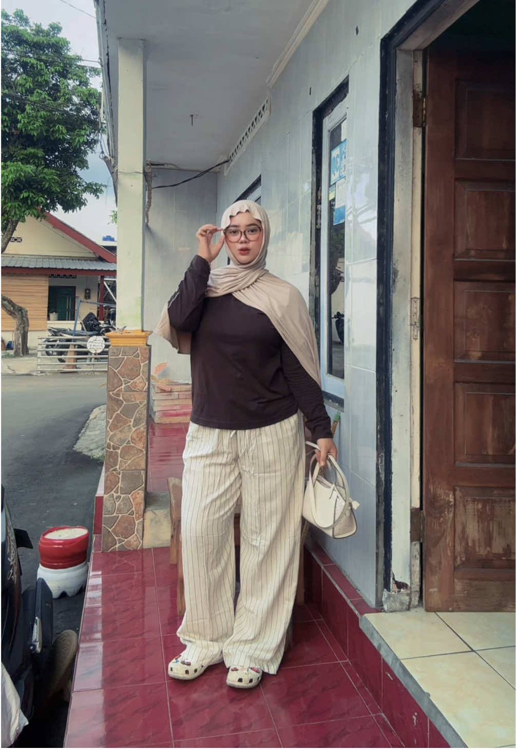 nah ini sound yg bener🙂‍↔️spill celana nya dulu yaa🤍#OOTD #outfitideas 