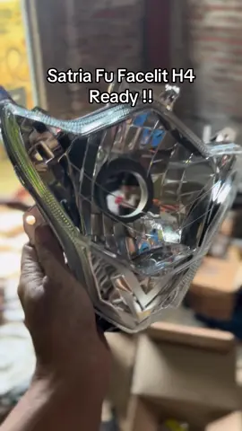 Reflektor Satria Fu Facelit Pnp semua lampu minibiled H4. Harga reflektor saja Order : Dm Pembelian via Toko oren #satria #satriafu #satriaf150 #satriafumodifikasi #satriafuindonesia 