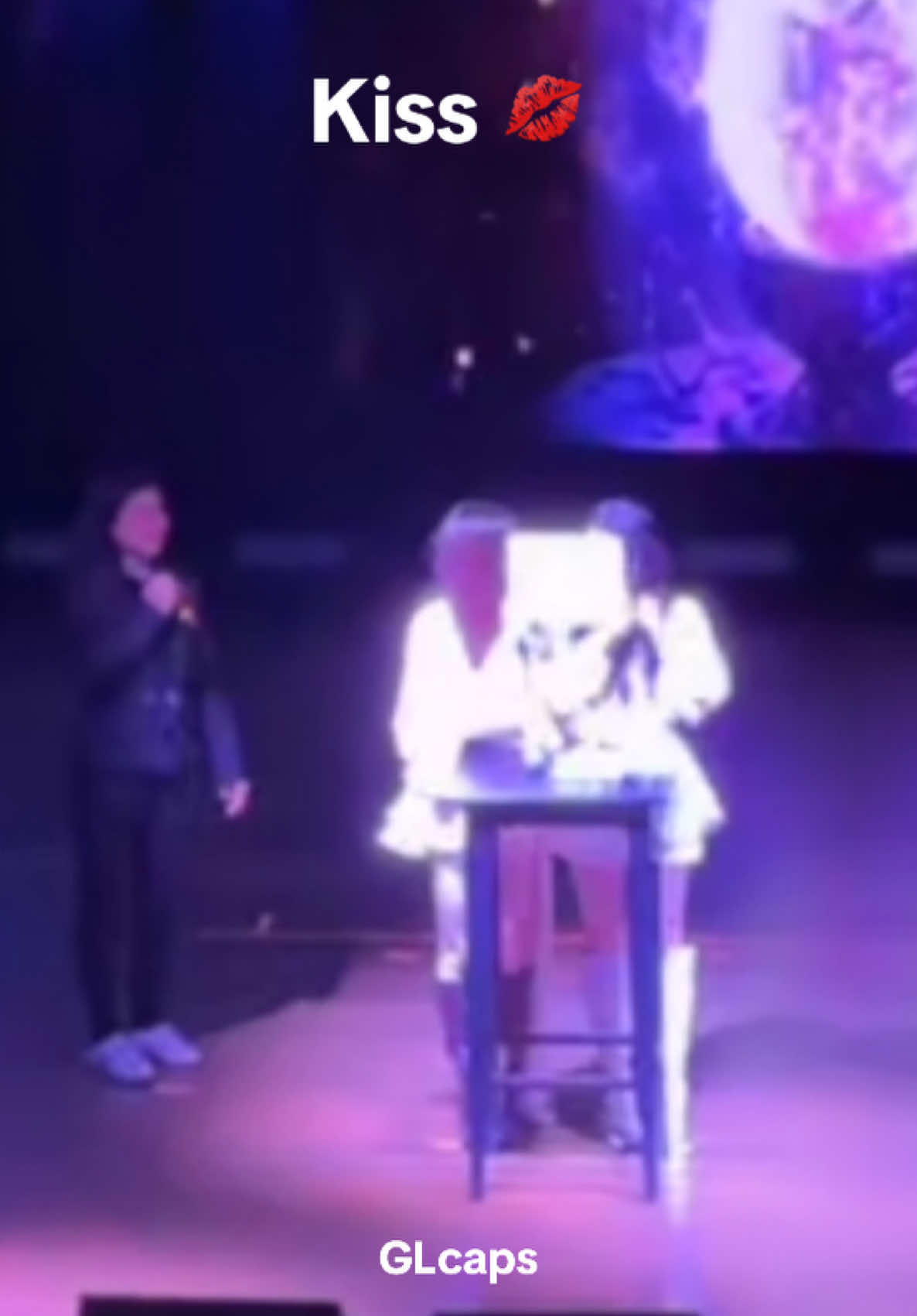 Real life kneeling down meme They kissed again Peru ghost !!  @becky armstrong #srchafreen  #FreenBecky1stFMinLima #freenbecky #glcaps #mumu 