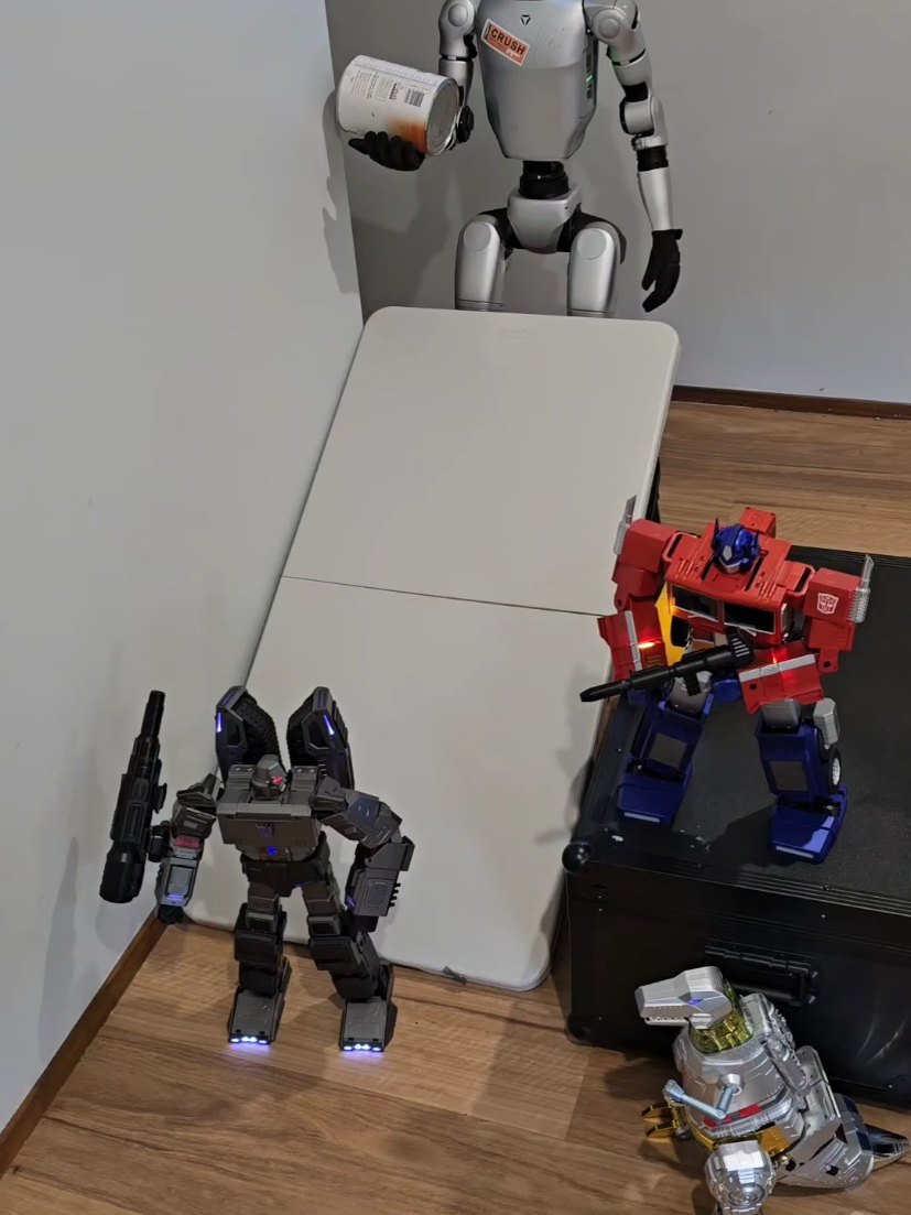 Optimus Prime: One Shall Stand! 🤖 #transformers 