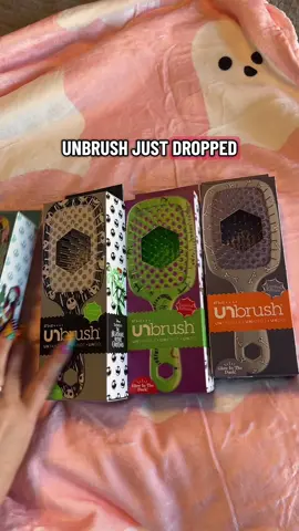 Nightmare before Christmas unbrushed drop!!! Grab you a couple while they’re still in stock #unbrush #unbrushhairbrush #unbrushlimited #nightmarebeforechristmas 