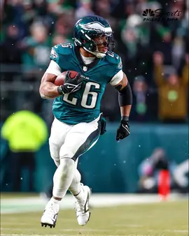 Will Saquon Barkley rush for 2,000 yards again this season? 🤔 Hear from Ray Didinger as he breaks down what role rushing will have on the Eagles' O-line.