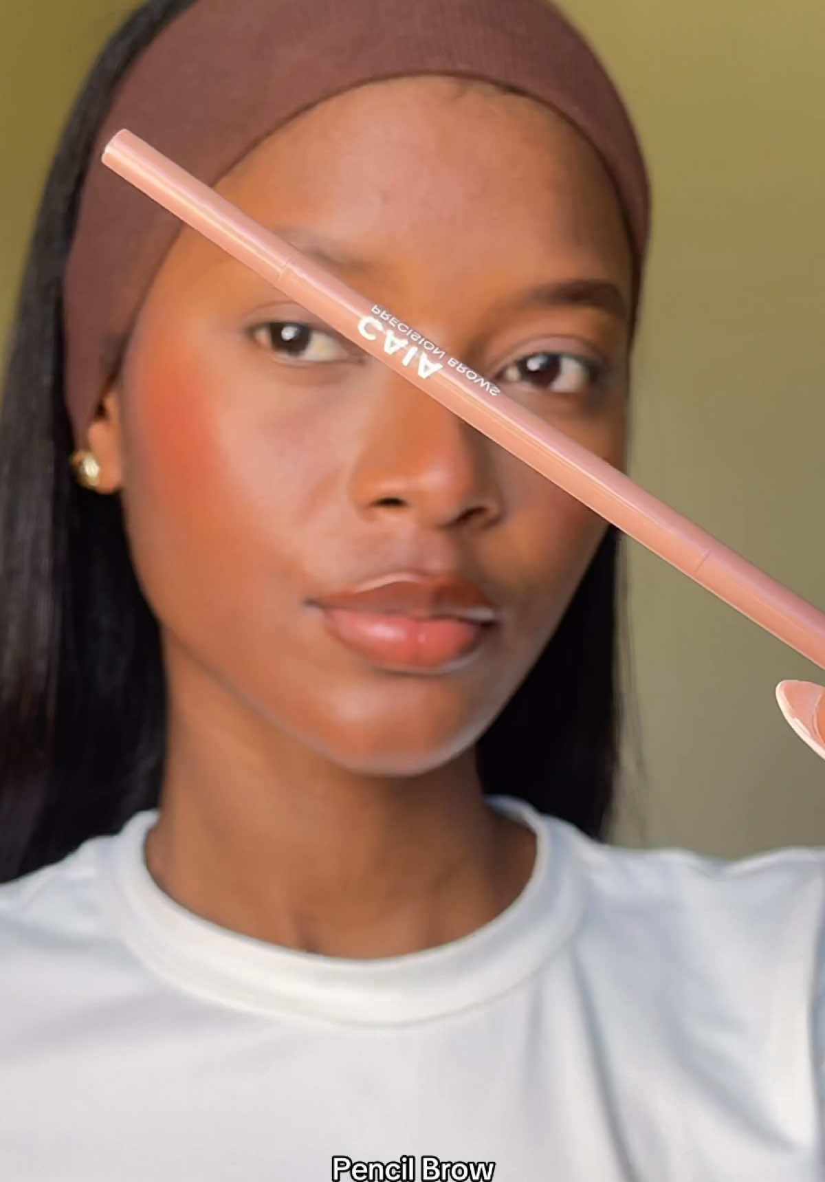 Miren la gran diferencia que hacen estos productos para definir tus ojos y enmarcar tu rostro😍@CAIA Cosmetics  Twist Me Up Mascara Push Up Brow Gel Precision Brows #caiacreator #caia #caiacosmetics 