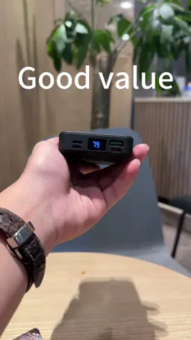 Magnetic power bank #videowave #TikTokShopLaborDaySale #10000mah #powerbank #fyp 
