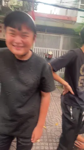 R r đợi đi sắp tới rồi đó 🤣🤣 #xuhướng #tồi_tệ #giatcohonthang7 
