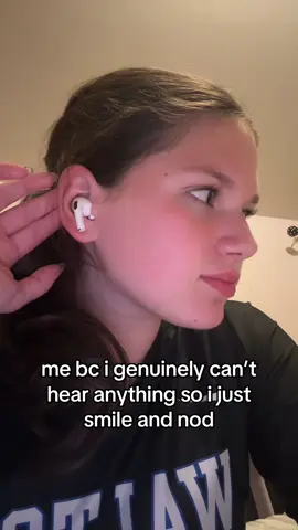 🙂 #canthear #youburnedmyhousetotheground #relatable #fyp #viral
