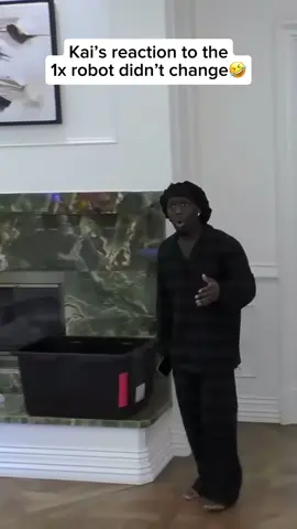 kai had the exact same reaction both time to the 1x robot 