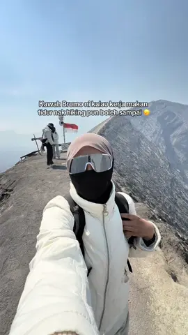 250 anak tangga je. Batu caves lagi tinggi 🙂‍↔️ #kawahbromo #bromo #CapCut 