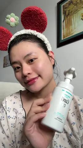 Da mà đang khô ráp makeup không đẹp thì đang thiếu hụt Ceramide rồi đó nha sữa rửa mặt dạng bọt cấp ẩm chuyên sâu Curel sẽ là lựa chọn đáng cân nhắc nè #reviewlamdep #curel #curelvietnam #suaruamatcurel #botruamat 