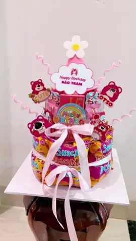 Mẫu này trộm vía được khách nhà Tiệm ưng lắm ạ 🥰😘😗 #thapbanhkeo #thapbanhsinhnhat #quatang #quasinhnhat #tiem95 