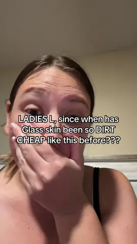 No way you get 11 products for that cheap?! #tiktokshopsale #medicube 