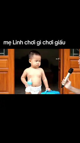 con biết hết nha mẹ Linh