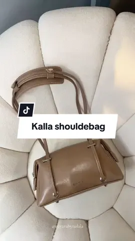 Cakep banget nih, rekomendasi juga buat jalan” bund😍🔥‼️#nayarabynalala #nalalacollection #brandlokal #shoulderbag #fyp 