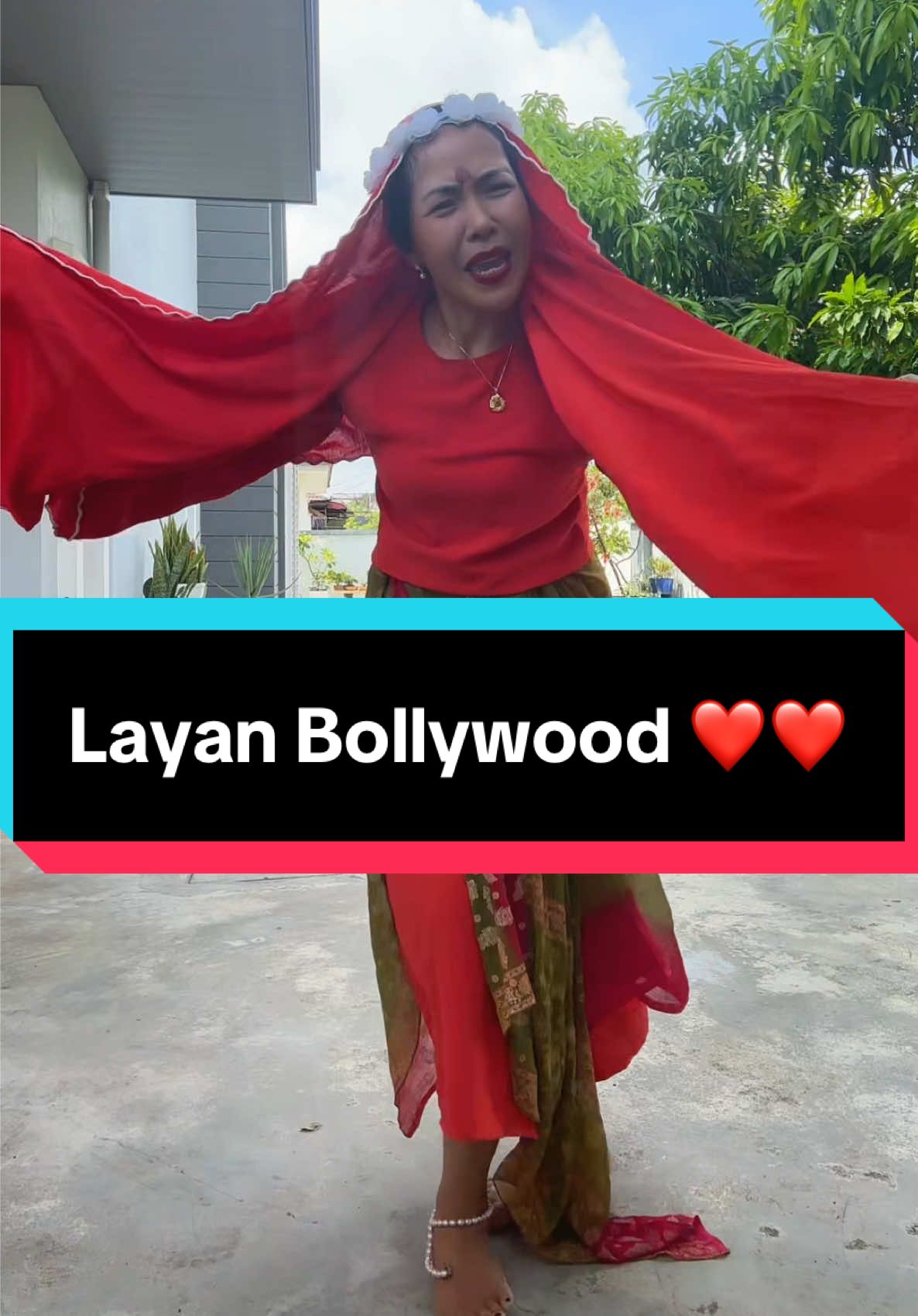 Membalas kepada @supinariyanti Layan Bollywood #lindatan #bollywood #hiburantiktok #lucu #hindustan 