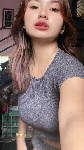 nababaliw na naman sya ih