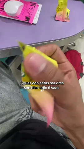 🍌 Peelerz Banana – Gummy que puedes pelar ✅ Sabor auténtico a banana con jugo real de fruta ✅ Experiencia divertida: pela la “cáscara” y descubre el centro gomoso ✅ Textura dual: cáscara crujiente y corazón elástico que entretiene ✅ Gluten-free, sin grasas ni sodio (según fabricante) 💸 Búscalas ya en TikTok Shop y dale el toque viral a tus snacks.#FrasesDeMama 