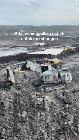 Begitulah kira kira... #kulitambang #storytambang #tambanghitz #operatormuda #fyyp #Fyp #tambangbatubarakalimantan #ceritatambang 