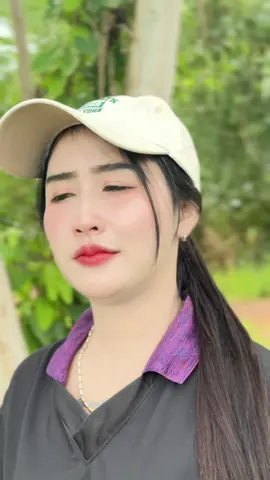 แซ่บคือเบียรบ่ 😎🤓#มะนาว #สาวสวนมะนาว #กําแแพงเพชร #เมือง #สาวเสื้อปุ๋ย 