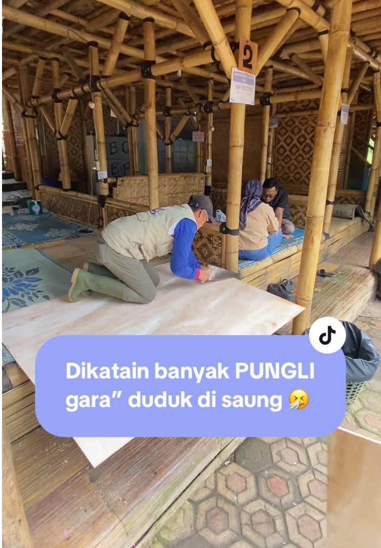 Membalas @Harold semua tarif/additional option di posting tiap bulan loh yaaa 😔👌 disclaimer video ini terinspirasi dari tiktoker @riaa17096 (gak bermaksud ngomong kasar😜🙏) 📌Info Wisata: 📍Alamat: Curug Cipanas Nagrak, Lembang, Bandung Barat. Jawa Barat. ⏰Operasional 24 jam nonstop ➡️ Harga Tiket Masuk Wisata Biasa: •HTM Pagi 30rb •HTM Malam 35rb (diberlakukan mulai pukul 17.00-5.00 WIB) ➡️ Harga Tiket Masuk Menginap: •HTM 35rb*promo (mulai pukul 15.00-11.00/09.00 WIB) & (belum termasuk tenda dll.) 📎Note Tiket Masuk Wisata: •Tiket Masuk <FREE berendam di seluruh kolam> •Anak dengan tinggi badan di bawah 1 meter <gratis> •Rombongan mulai dari 50 orang ke atas <potongan 10%> ✨Wahana Baru “SKY VIEW” Tarifnya RP30.000/org✨ [BOOKING CAMPING] ➡️ Melalui DM atau  Hubungi admin Curug Cipanas WA 082126140278 yang mau cek pricelistnya dulu, boleh DM aja ya😉 #wisataairterjun #wisatamurahbandung #wisataalambandung #healing #curugcipanasnagrak                       