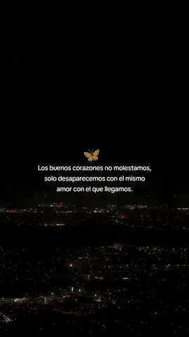Gracias 🫂✨🪐✨💫🌄👑#fouryou♥️ #🦋♥️🦋 #tiktok🇻🇪 #letrasqueinspiran #frasesyreflexiones 