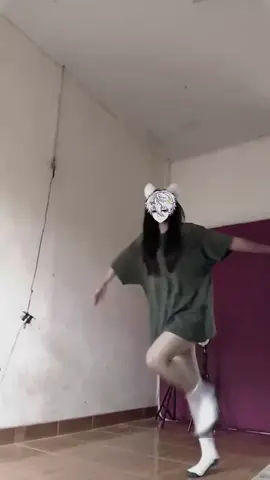 နည်းလှုပ်မယ်နော်🤪✌🏻 #dance #foryou #tiktok #fyppppppppppppppppppppppp #မင်းတို့ပေးမှ❤ရမဲ့သူပါကွာ 