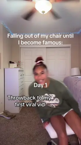 This was too funny #day1 #fallingoutofchair