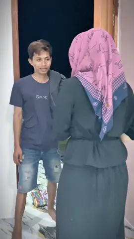 Dalam keluarga harus saling menghargai🥰🥰🥰