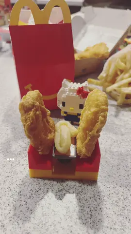 #xyzbca #mcdonalds #808 #hawaii #hellokitty 