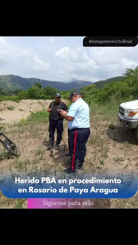 En horas de la madrugada de este miércoles, durante un operativo conjunto realizado en la parroquia Pedro Arévalo Aponte del municipio Mariño, un funcionario de la Policía de Aragua resultó herido de un disparo en el pecho. El hecho ocurrió cuando efectivos fueron emboscados por integrantes de una banda criminal en el sector El Naranjal. El oficial, cuyo nombre se mantiene en reserva, fue trasladado de inmediato a un centro asistencial de la entidad. Según información extraoficial, su estado de salud es estable, pero permanece bajo vigilancia médica. El operativo —integrado por comisiones mixtas del Cicpc, PNB, PBA, GNB y la Policía Municipal de Mariño— se inició alrededor de las 2:00 a.m. en la zona de Rosario de Paya, con el objetivo de capturar a un peligroso delincuente conocido con el alias de 