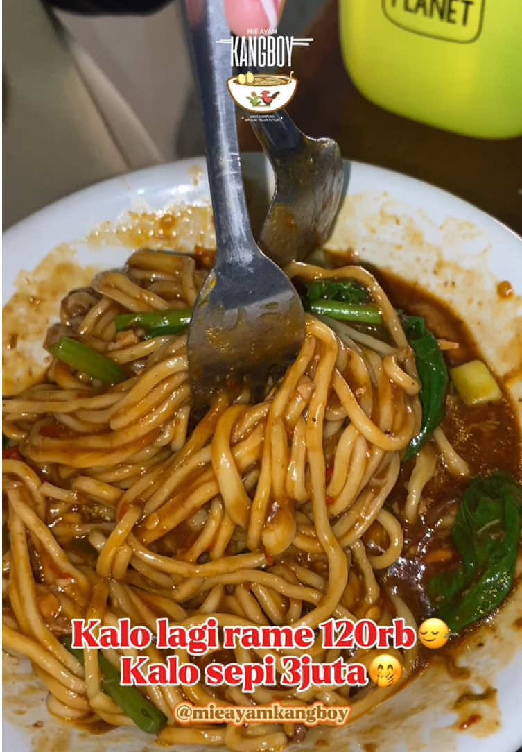 Kalo sepii lebih banyak omsetnya karena apa yahh,tonton sampai abis😫🤭🍜 justkonten yaa sobb mimin cuma becandaa🙏🏻😇 #promoseruweekend #MieAyamKangBoy #mieayamenak #mieayam #fyppppppppppppppppppppppp #foryoupage❤️❤️ #fypシ゚ #foryoupage #mieayamspesialkhaskampung #sekalimakanketagihannyaketerusan #mieayamkangboy #bandarlampung #mieayampedas #mieayammedok #foryou #MakanEnakBersama 