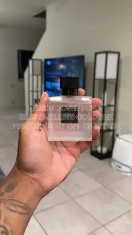 EVERY MAN AND WOMAN SHOULD HAHE THIS COLOGNE IN YOU COLLECTION #purfume #cologne #perfumetok #smellgood #unisex 