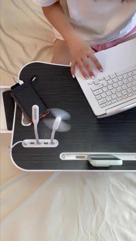 👩🏻‍💻Laptop Bed Desk, Portable Foldable Laptop Table, Lap Desk Tray Table with 4 USB Ports, Storage Drawer and Cup Holder #laptop #laptopstand #laptops #officedesk #laptopdesk #portabledesk #lapdesk #lifttopcoffeetable #foldabledesk #computerdesk 