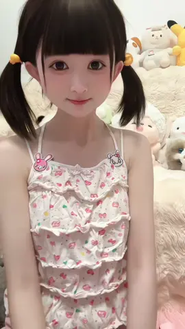 卖萌不是手到擒来嘛! #甜妹统治世界  #萌妹  #少女  #韩系甜妹 