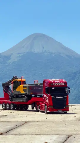 Minat trucknya?? Langsung cek out di keranjang kuning bolo #rctruck #rcexcavator #truck #scania #fyp 