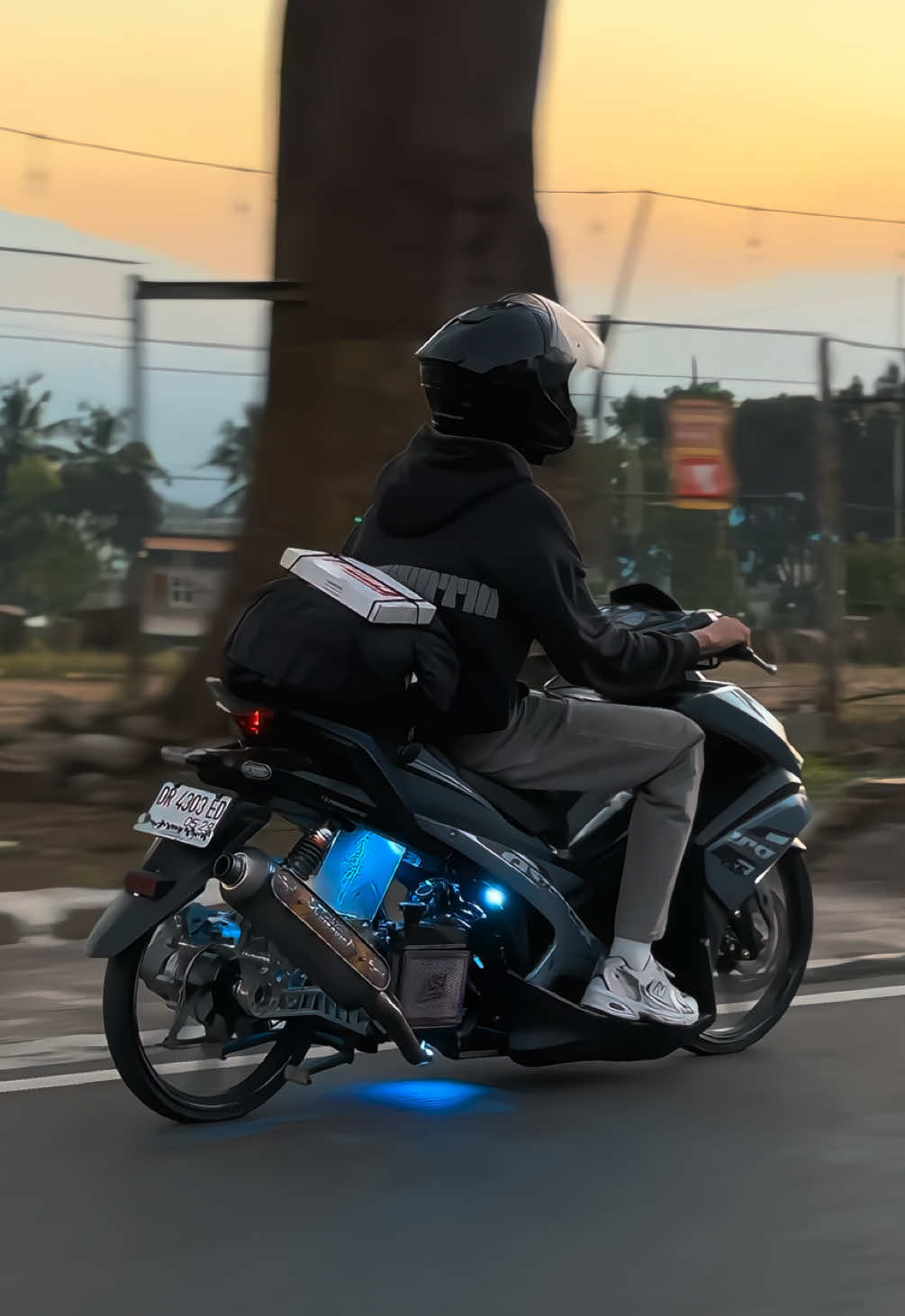 jogja - malang done  besok lanjut malang sumbawa NTB #aeroxold 