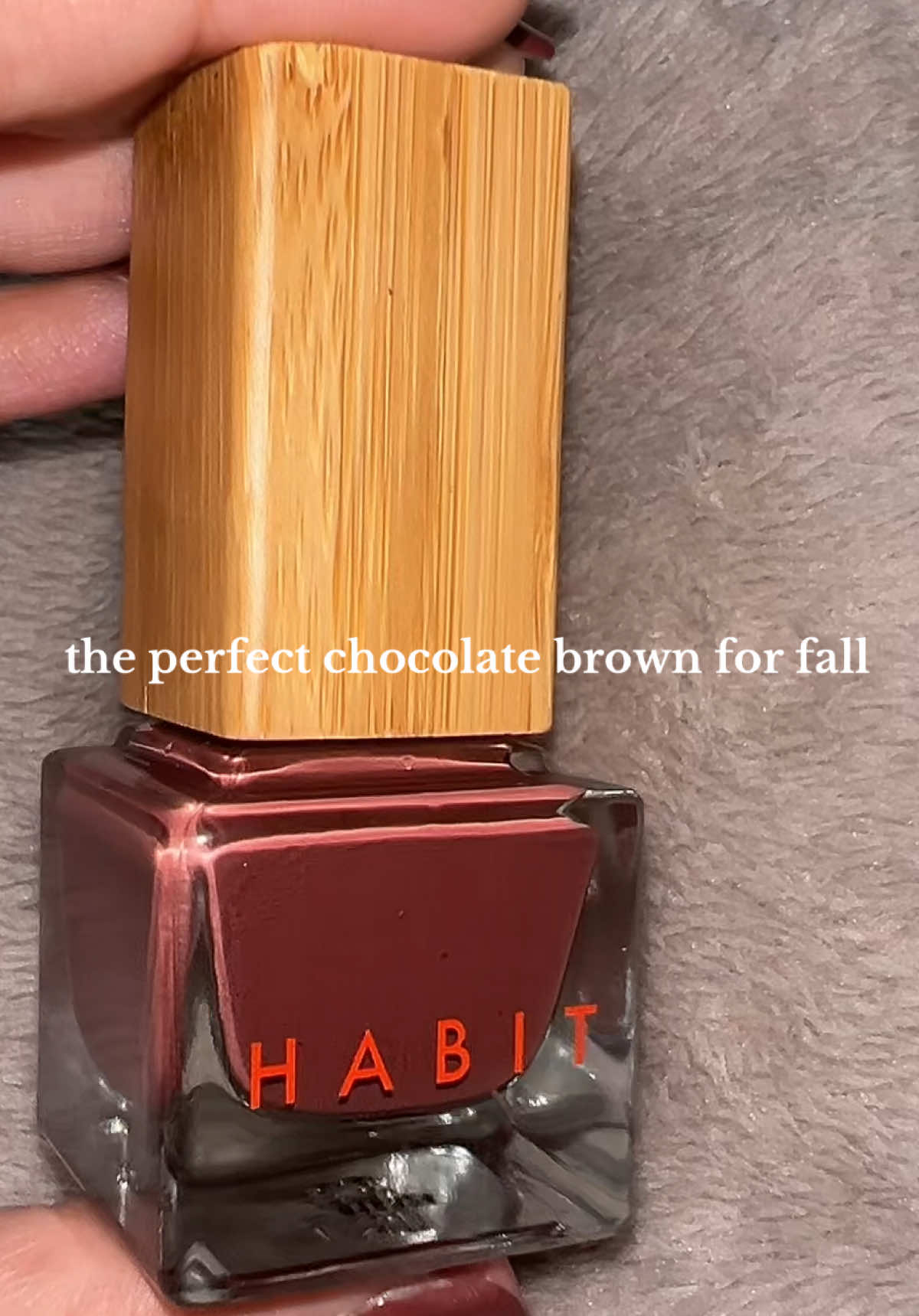 perfect fall nail polish by @Habit Cosmetics in brownie points 🤎🍫🍩 don’t mind the awful paint job & lack of prep #nailpolish #chocolate #brownnails 