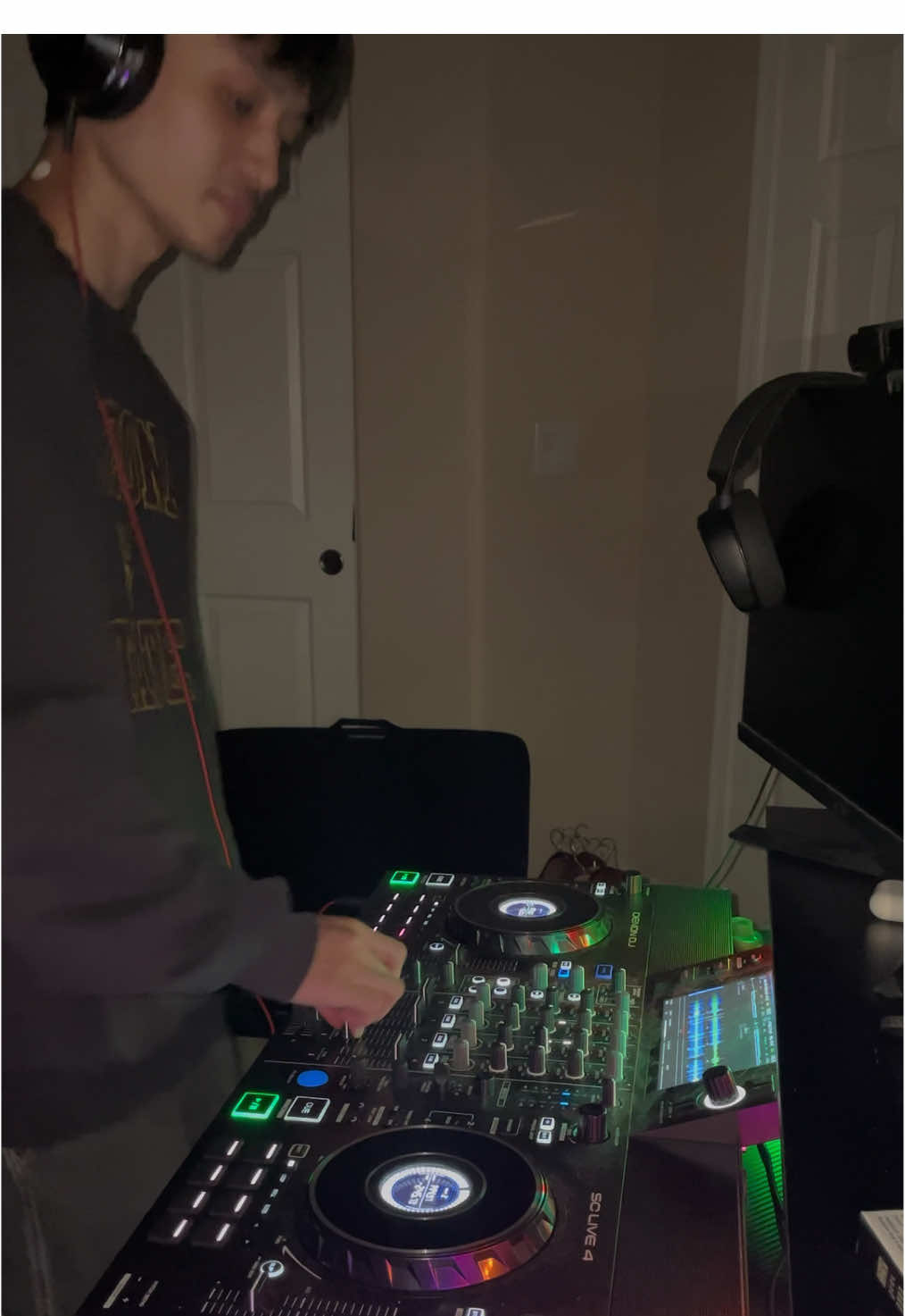 Baddadan @Dirt Monkey x Bad and Boujee #djing #electronic #edm #foryoupage #fyp 