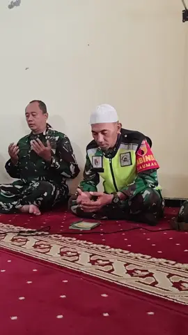 Kapolsek klojen, Danramil Klojen, dan Camat Klojen ngaji bareng baca yasin dan doa bersama anggota di mushola at taqwa polsek klojen dengan harapan wilayah hukum polsek klojen terjaga harkamtibmas #polsekklojen #polrestamalangkota #viral #polisiindonesia #foryoupage 